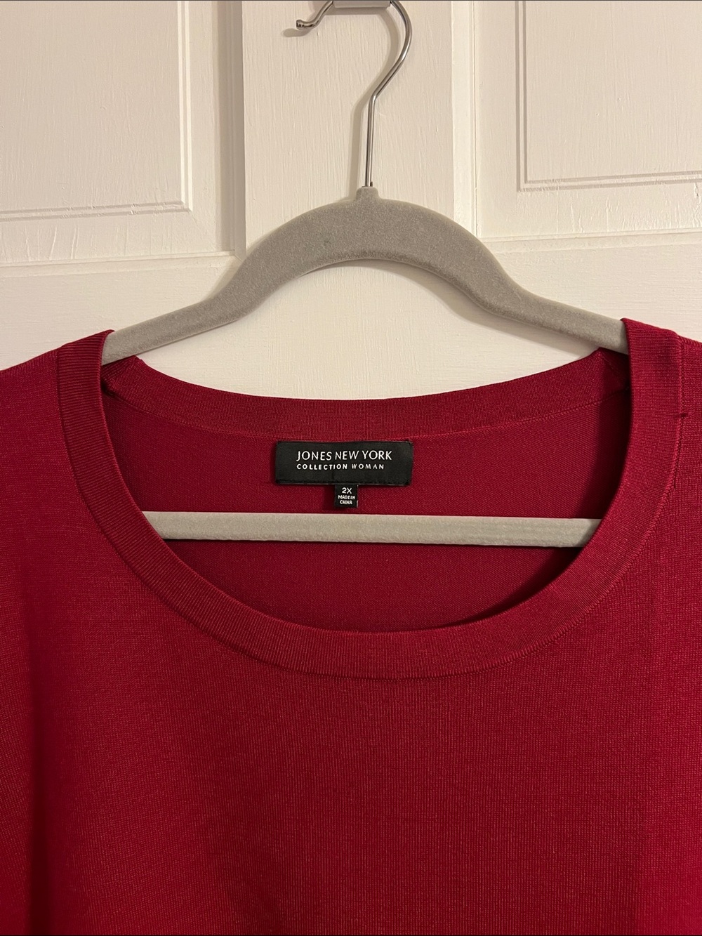Jones New York Deep Red Short Sleeve Crewneck Top